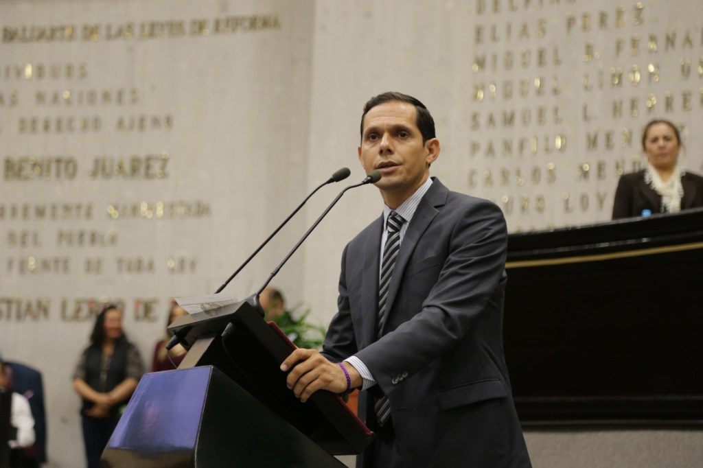 Secretaría de Salud Y FGE debe investigar caso de medicamentos clonados: Gregorio&nbsp;Murillo