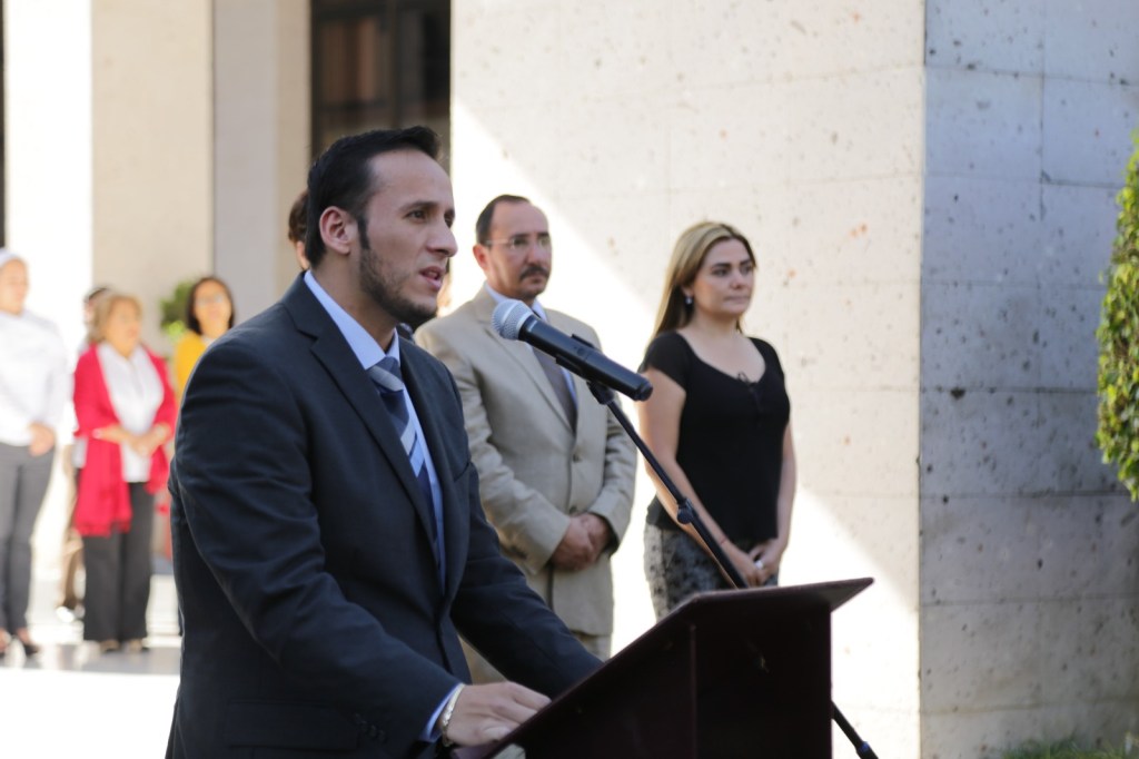 Exigimos justicia para Ricardo Monlui: Mariely&nbsp;Manterola