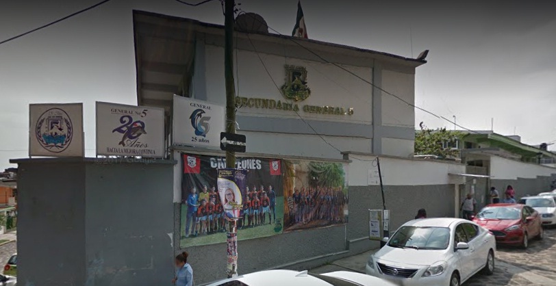 Buitres van contra&nbsp;Delfines