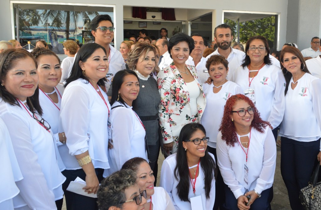 Acude Elizabeth Morales a inauguración de nuevas oficinas&nbsp;sindicales