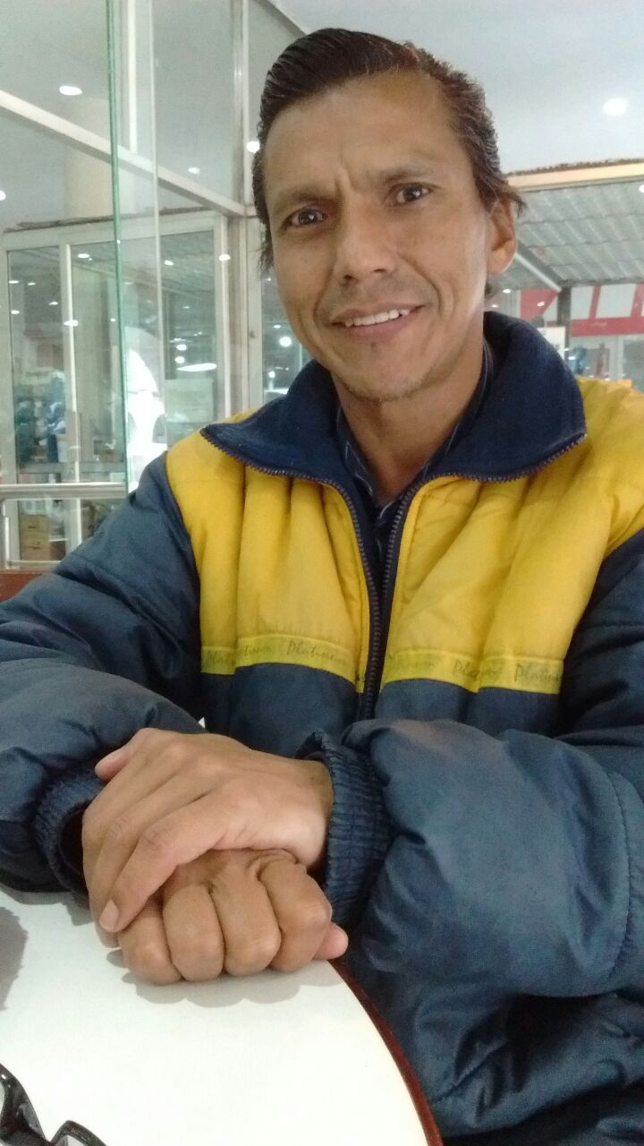 Tengo que pedalearle todos los días: Carlos Morales Tapia —&nbsp;literaficciones