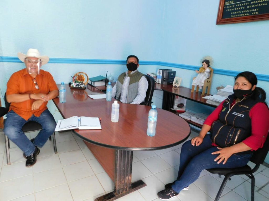 Carlos Jiménez respalda a los alcaldes del&nbsp;VIII