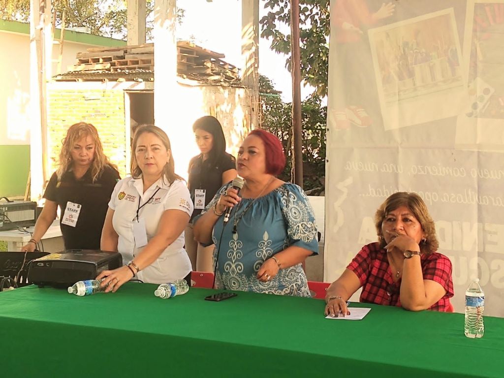 424 estudiantes y 11 docentes&nbsp;sensibilizados