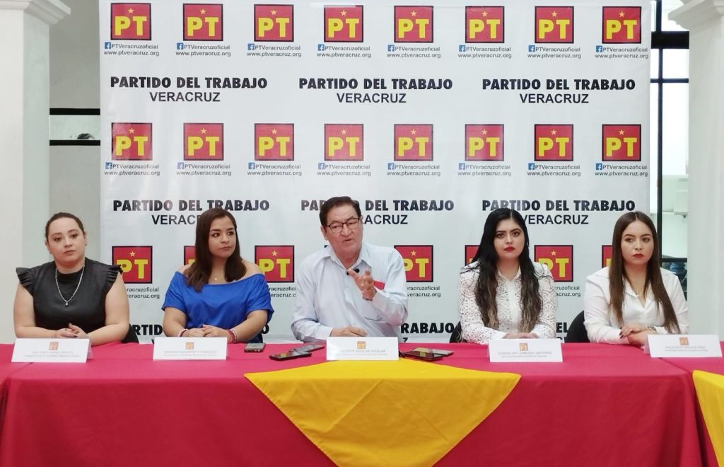 Nuestras carreteras están&nbsp;destrozadas