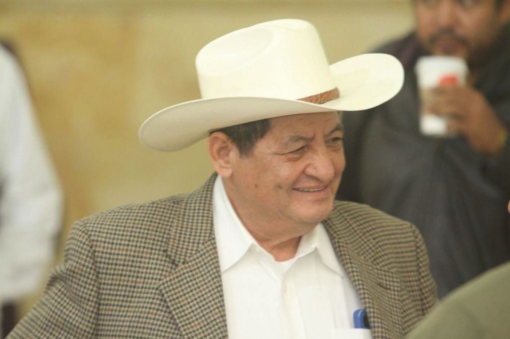 Imponen a Constantino Aguilar en Alto&nbsp;Lucero