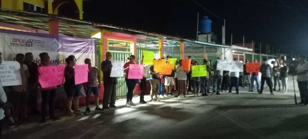 «Rateros» en Tecolutla