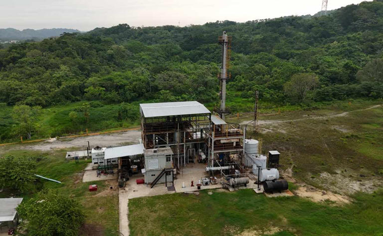 Impacto de la Minirrefinería Cladestina en la Economía de México