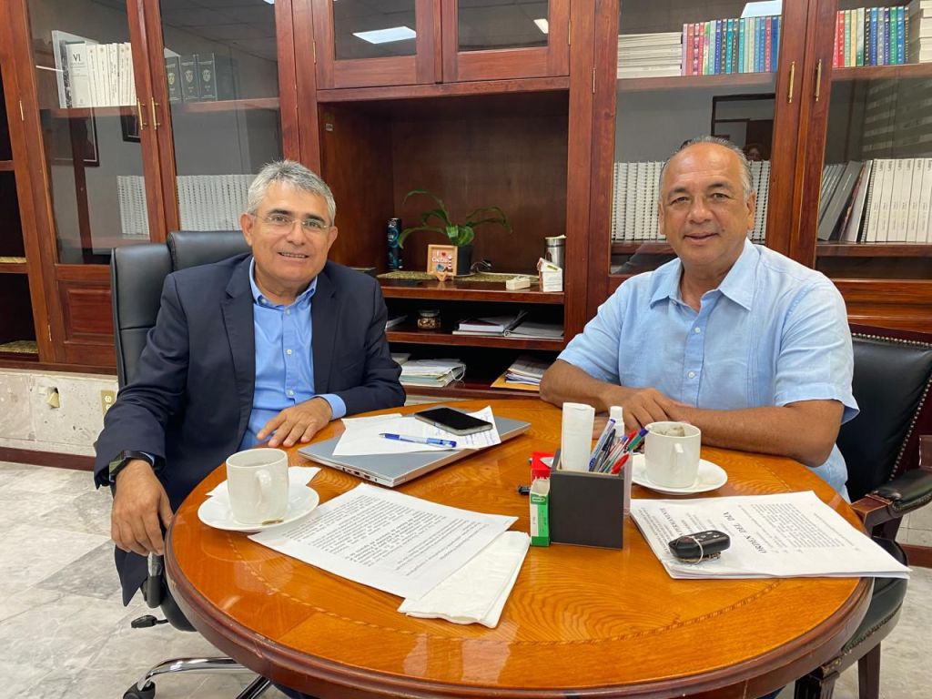 Adrián Ávila Llama a Rendir Cuentas sobre Obras&nbsp;Controversiales