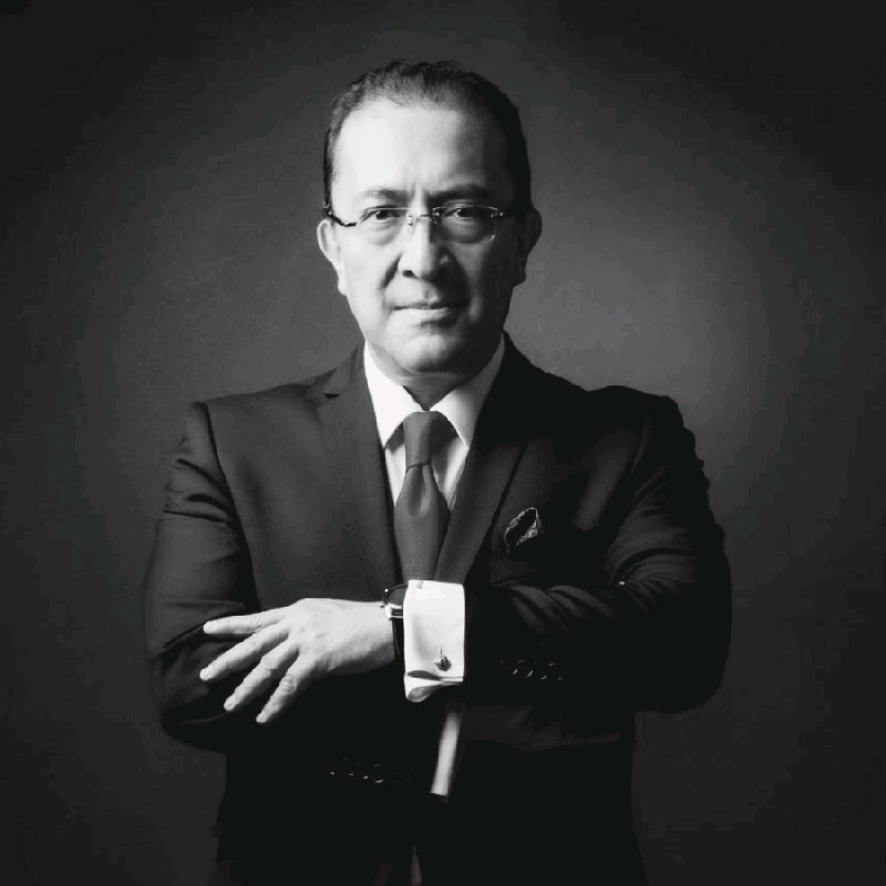 Irma Hernández, profesora, jubilada y&nbsp;taxista